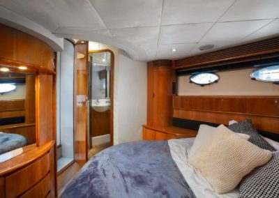 Princess-V65-LAYA-Owners-cabin-2