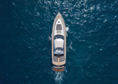 Yate Laya vista cenital - Barcos de alquiler en Menorca