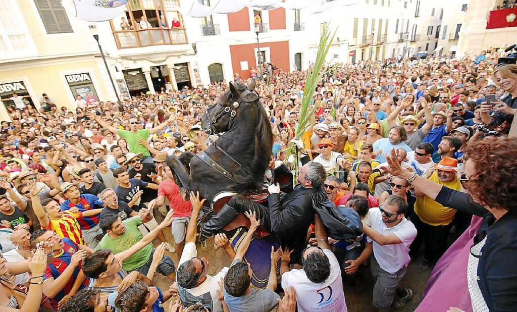 fiestas con caballos en menorca